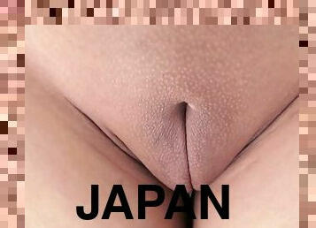 Cute teen Maomi japanese pussy close up