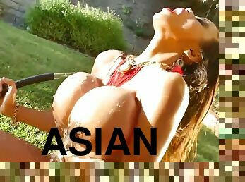 asiatique, gros-nichons, monstre, en-plein-air, babes, gros-seins, seins, solo, exotique, humide