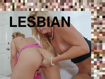 Sloan Harper and India Summer do lesbian things