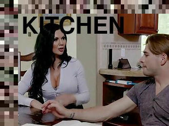 Jasmin jae - in kitchen fuck with British Czech brunette pornsta