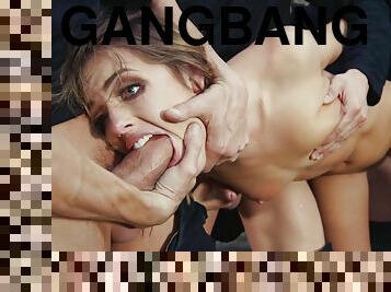 orgia, głębokie-gardło, gangbang, młode18, pieprzenie, 4kąt, pierdolenie, dławienie-się, ostre, ssanie