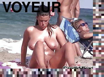 cul, gros-nichons, nudiste, vieux, maman, cam, plage, espion, voyeur, 18ans