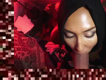 amatir, blowjob-seks-dengan-mengisap-penis, arab, gangbang-hubungan-seks-satu-orang-dengan-beberapa-lawan-jenis, perancis, kecil-mungil