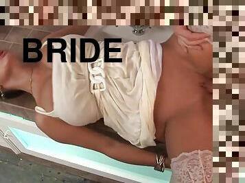 Wet soapy sex with facial - beautiful bride fucked in the bathtub & on top of the toilet