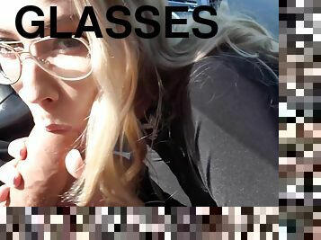 Raunchy blonde chick with glasses gets anally fucked in the cab