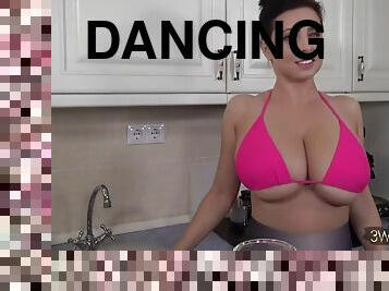 Dancing and bouncing tits