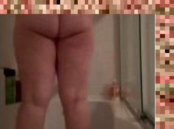 FAT CHUBBY BBW VANILLA FAITH ARDALAN TAKING A SHOWER