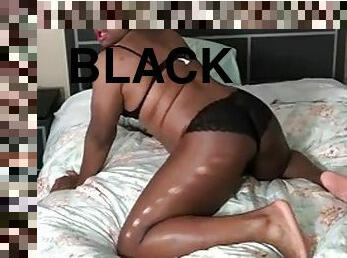 Fat black crossdresser twerks that ass and shows tits