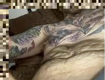 masturbation, gay, branlette, secousses, sale, solo, bisexuels, tatouage, bite