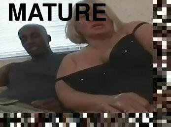 Brenda mature blonde bbw fucked by black