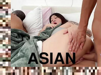 asyalı, göt, büyük-göğüsler, irklararası, orta-yaşlı-seksi-kadın, japonca, vajinadan-sızan-sperm, üç-kişilik-grup, esmer-kadın, dövme