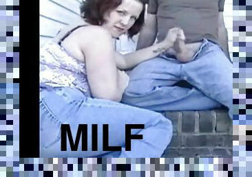 en-plein-air, ejaculation-sur-le-corps, milf, maman, branlette