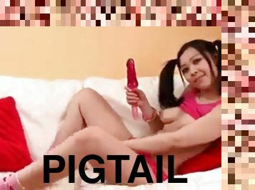 Pigtail dildo