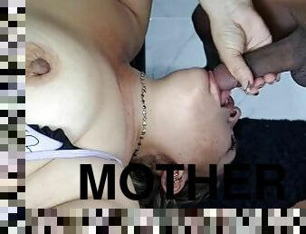 I fuck the mouth of my horny stepmother