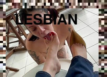Lesbian Foot Slave