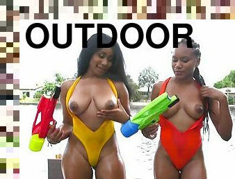 Indigo vanity and jenna j foxx twerk their brown round asses outdoor