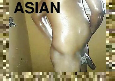 asyalı, banyo-yapma, baba, mastürbasyon-masturbation, yaşlı, anal, oral-seks, üstüneyüzüne-boşalma, kocaman-yarak, ibne