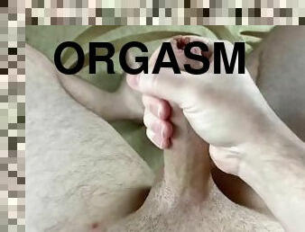 masturbation, orgasme, ejaculation-sur-le-corps, gay, maison, branlette, pieds, secousses, point-de-vue, ejaculation