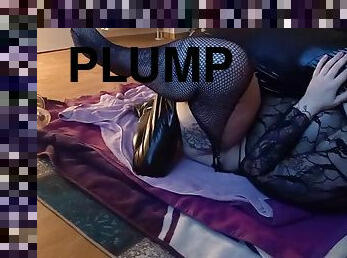 Plump pussy and big cock pumped and fucked