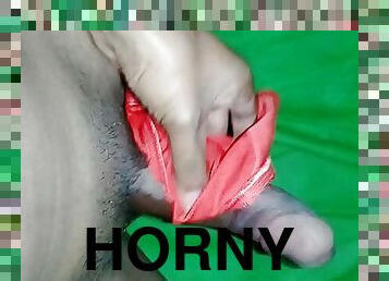 Masturbasi horny ngocok