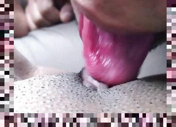 Amateur big clit eating and licking pussy