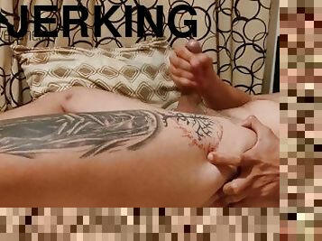 masturbação, gozando, excitante, sozinho, tatuagem, pénis