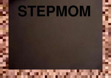 stepmom plays while the lil ones away