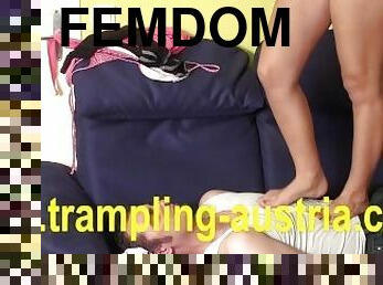 mandy nylon trample