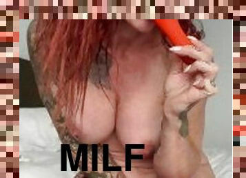 klitta, masturbation, brudar, milf, leksak, mamma, rödhårig, dildo, mor, ensam