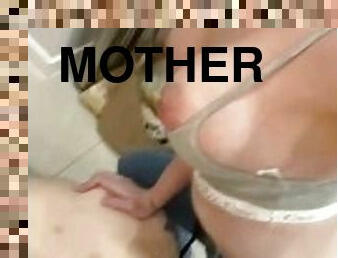 mama-si-baiat, strapon, anal, mama, bdsm, spion, slclav, taratura, bucatarie, aiurita