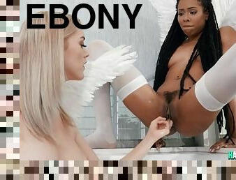 imbaiere, strapon, anal, bunaciuni, negresa, intre-rase, lesbiana, jucarie, star-porno, negru