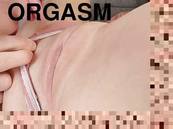 Licking big clit to female orgasm - Mr Pussy Licking