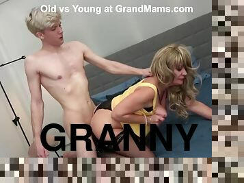 Dirty granny fucks out of boredom