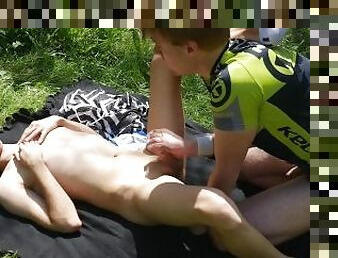 en-plein-air, public, amateur, fellation, ejaculation-sur-le-corps, ados, gay, branlette, collège, ejaculation