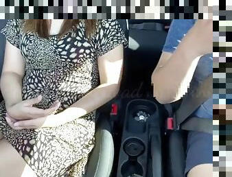 Pinay Hore gets fucked and creampied in a car by a customer