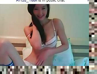 Anal masturbation seduces Asian chick on webcam