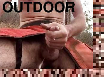 Outdoor cumshot on a log!!