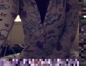 Pillow humping orgasm in my pjs!