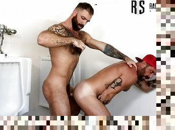 Muscle Bear Dicked Down In Bathroom By Hot Stranger - Jake Nicola, Vince Parker - RagingStallion