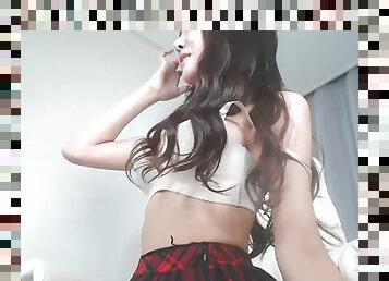 Korean teen camgirl in fishnet pantyhose