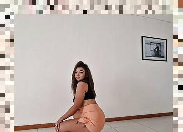 Compilation of Latin brunettes with big ass dancing
