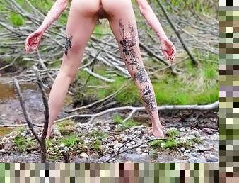 levrette, masturbation, en-plein-air, public, amateur, ados, française, blonde, solo, tatouage