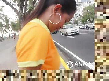 Asian hottie pleased by stranger