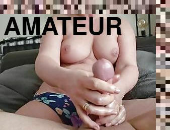 tetas-grandes, masturbación, esposa, amateur, chorro-de-corrida, madurita-caliente, casero, paja, pareja, pajeándose