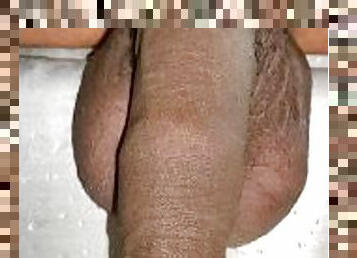 Uncut dick pissing