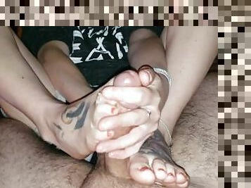 amateur, mature, babes, ejaculation-sur-le-corps, énorme-bite, branlette, pieds, ejaculation, fétiche, branlette-avec-les-pieds