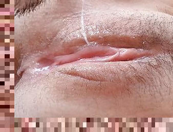 Extreme Close Up Clitoris ! Eating Squirting Unshaved Wet Pussy