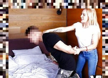 DEBT4k. Excited collector lured into sex trap set by gorgeous debtor