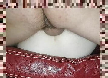 Sa première DP avec un enorme gode XXL, du cul à la chatte au cul, double pénétration hard anal