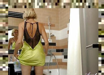 52 year-old aj natural bush euro-mom diana in steamy shower